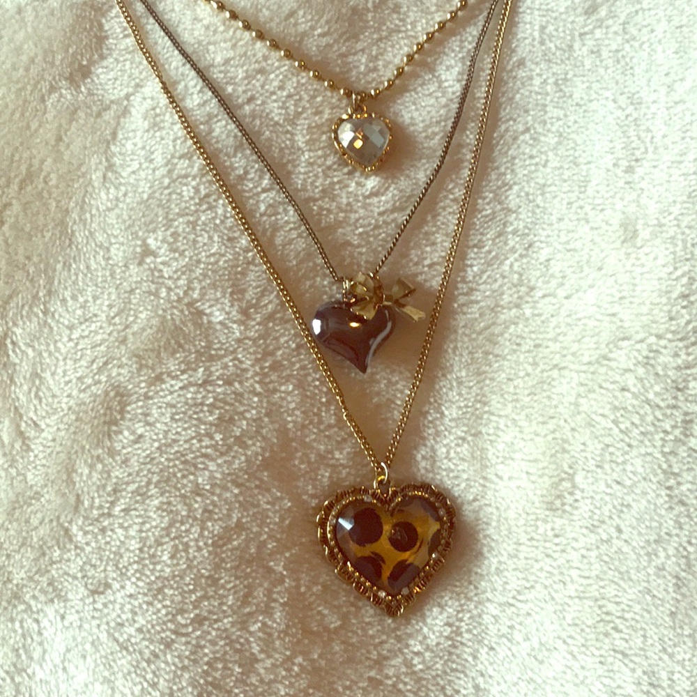 Betsey Johnson triple layered necklace